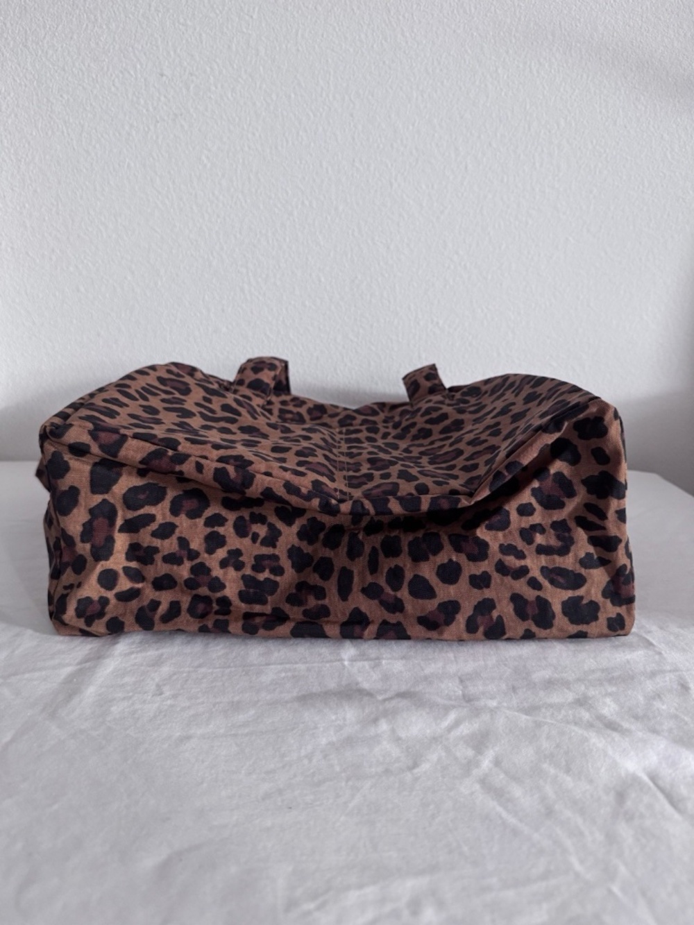 NWT Baggu Everyday Cloud Bag Leopard - Picture 5 of 7